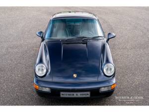 Image 8/33 de Porsche 911 Carrera 4 (1992)