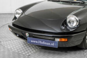 Bild 19/50 von Alfa Romeo 2.0 Spider (1991)