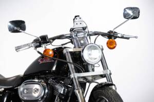 Imagen 42/50 de Harley-Davidson XL 1200 C Sportster Custom (1997)