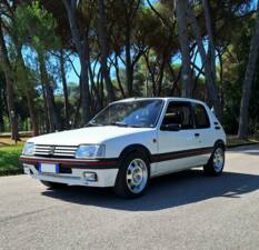 Imagen 6/14 de Peugeot 205 GTi 1.9 (1989)