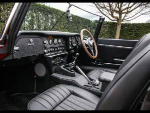 Image 8/12 de Jaguar E-Type (1970)