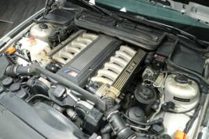 Bild 29/30 von BMW 850CSi (1993)