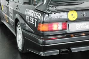 Imagen 22/50 de Mercedes-Benz 190 E 2.5-16 Evolution II (1990)