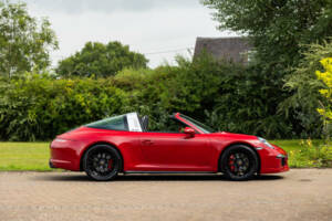 Immagine 5/50 di Porsche 911 Targa 4 GTS (2015)