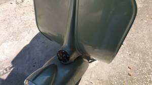 Image 27/44 de Piaggio Vespa 125 (1951)