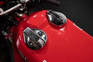Image 14/16 of Ducati DUMMY (1980)