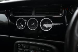 Image 24/26 de Jaguar XKR (2004)