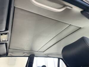 Image 21/40 de Mercedes-Benz 560 SEL (1987)