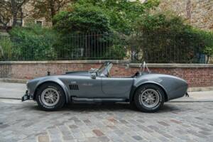 Image 5/16 of AC Cobra 427 (1965)
