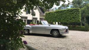Image 1/92 of Mercedes-Benz 190 SL (1960)