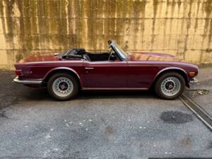 Image 10/28 of Triumph TR 6 PI (1973)