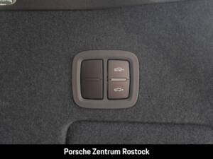 Imagen 16/38 de Porsche Cayenne Coupé E-Hybrid (2026)