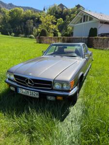 Image 6/11 de Mercedes-Benz 380 SL (1982)