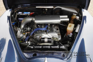 Image 22/50 of Jaguar Mk II 3.4 (1966)