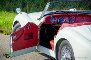 Image 4/45 of Triumph TR 2 (1954)