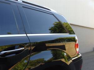 Afbeelding 30/100 van Mercedes-Benz GL 550 4MATIC (2008)