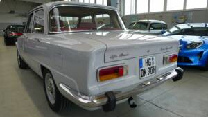 Image 29/34 of Alfa Romeo Giulia Nuova Super 1600 (1974)