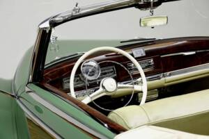Bild 17/25 von Mercedes-Benz 300 S Roadster (1954)