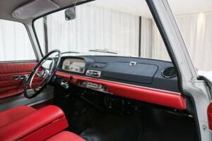 Bild 8/18 von Peugeot 404 (1963)