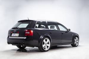 Bild 9/39 von Audi RS6 Avant (2002)
