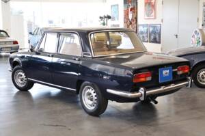 Image 11/35 of Alfa Romeo 2000 Berlina (1972)