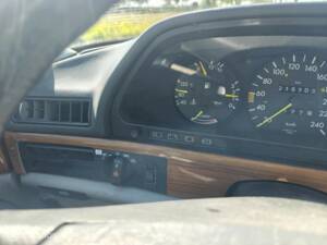 Bild 25/39 von Mercedes-Benz 500 SEL (1981)