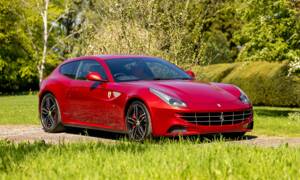 Bild 1/50 von Ferrari FF (2012)