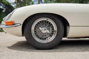 Image 29/50 de Jaguar Type E 3.8 (1963)
