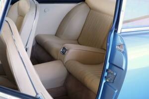 Image 27/50 of Ferrari 330 GT 2+2 (1964)