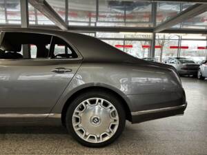Bild 24/26 von Bentley Mulsanne (2013)