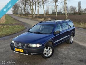 Image 2/33 de Volvo V 70 XC 2.4T (2002)