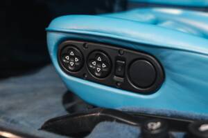 Image 16/33 of Porsche 928 GTS (1992)