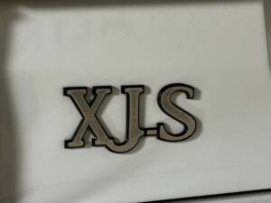 Afbeelding 11/14 van Jaguar XJS 5.3 V12 (1990)