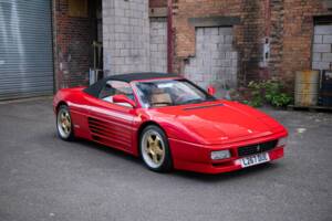 Image 33/50 of Ferrari 348 Spider (1994)
