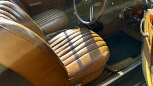 Image 8/14 of Alvis TE 21 (1966)