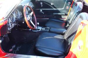 Image 18/43 of Chevrolet Corvette Sting Ray Convertible (1964)