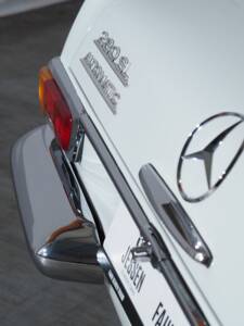 Afbeelding 28/57 van Mercedes-Benz 280 SL (1969)