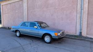 Image 45/147 de Mercedes-Benz 450 SEL 6,9 (1976)