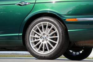 Imagen 5/50 de Jaguar XJ 8 4.2 (2006)