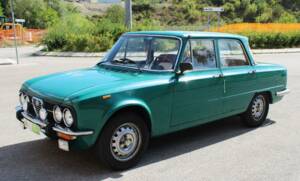 Image 1/10 de Alfa Romeo Giulia Nuova Super 1300 (1977)