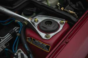 Image 44/50 of Lancia Delta HF Integrale Evoluzione II (1995)