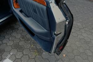 Image 55/70 de Mercedes-Benz CL 500 (1997)