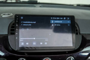 Image 15/48 de FIAT 500 C (2014)