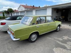 Image 8/20 of FIAT 124 Speciale (1974)