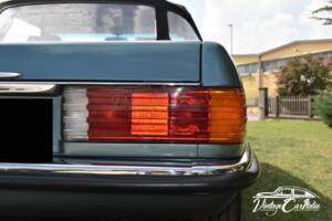 Image 32/75 de Mercedes-Benz 560 SL (1986)