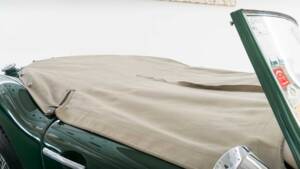 Image 16/27 of Austin-Healey 3000 Mk II (BN7) (1961)