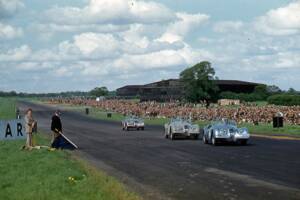 Image 5/50 of Jaguar XK 120 OTS (1952)