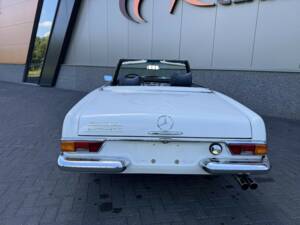 Bild 12/50 von Mercedes-Benz 280 SL (1969)