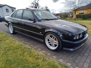 Image 2/18 of BMW M5 (1994)