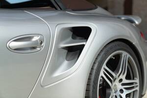 Bild 32/50 von Porsche 911 Turbo (2008)
